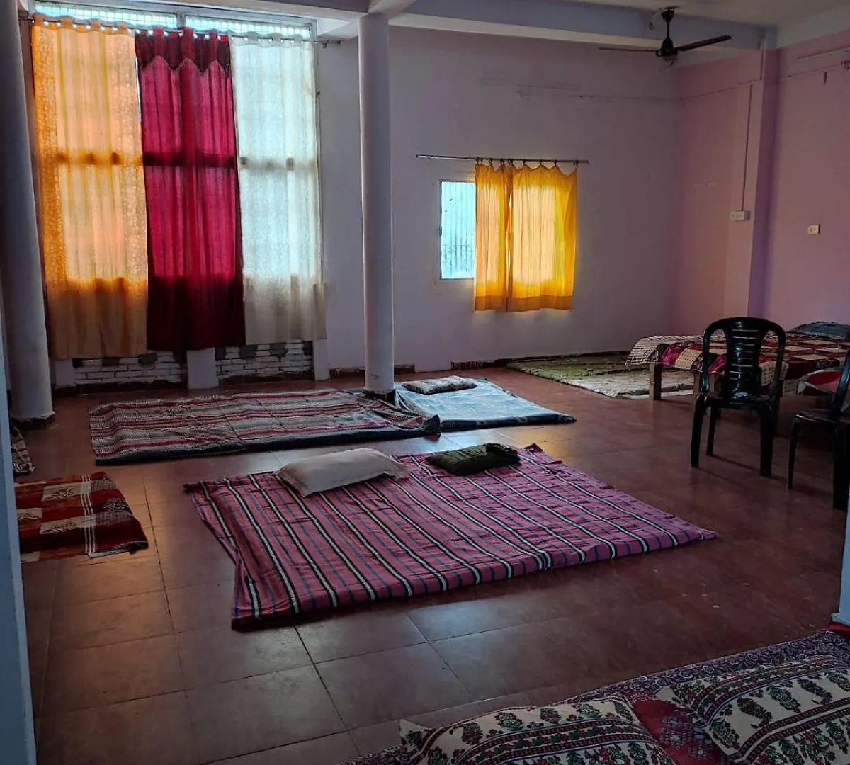 ורנאסי Samridhi Guest House